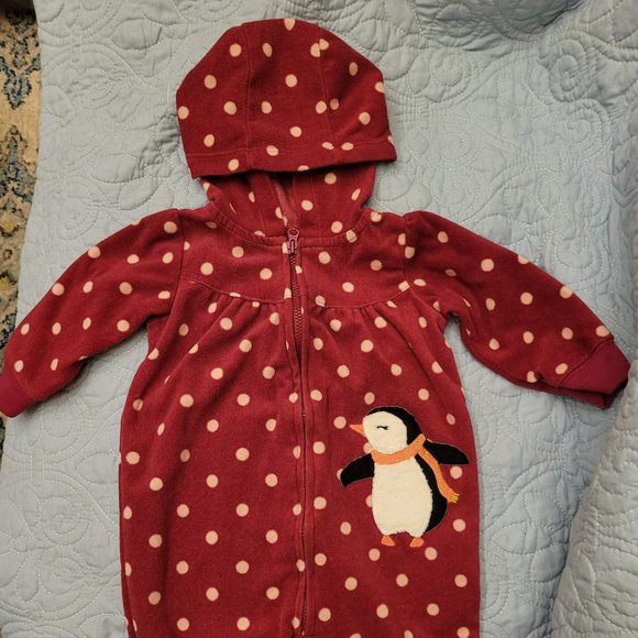Carters 3-6 M Mulberry-Colored Fleece w Pink Polka Dots & Penguin Applique - Picture 1 of 9
